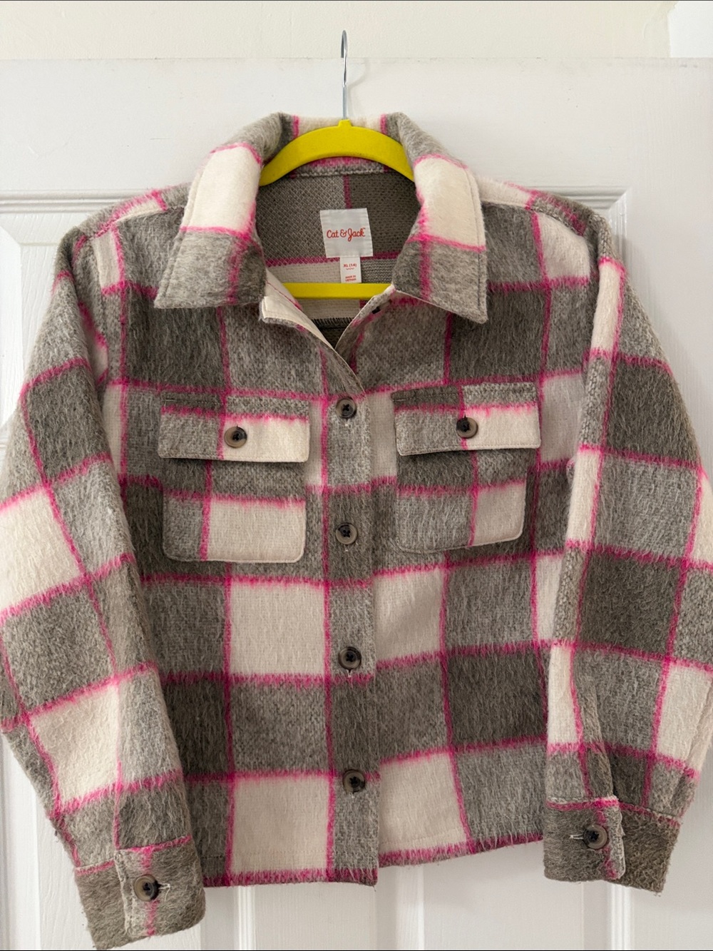 Cat & Jack Girls' Gray, Cream & Pink Plaid Button-Up Shirt Jacket